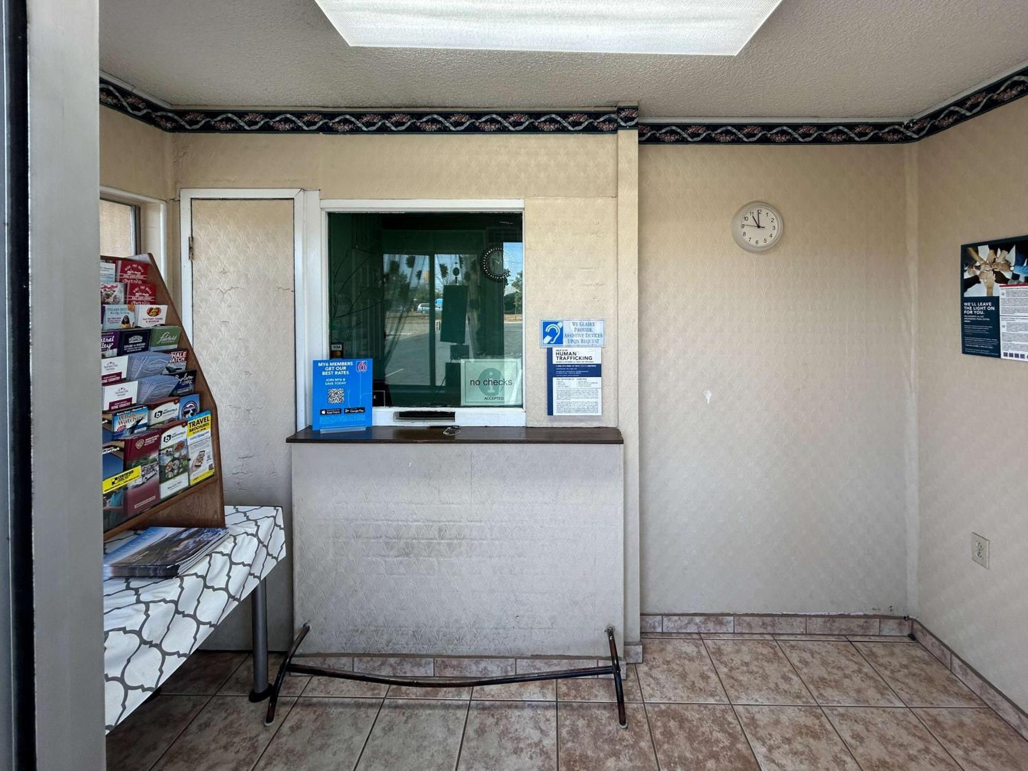 Motel 6 Selma, Ca Exteriér fotografie